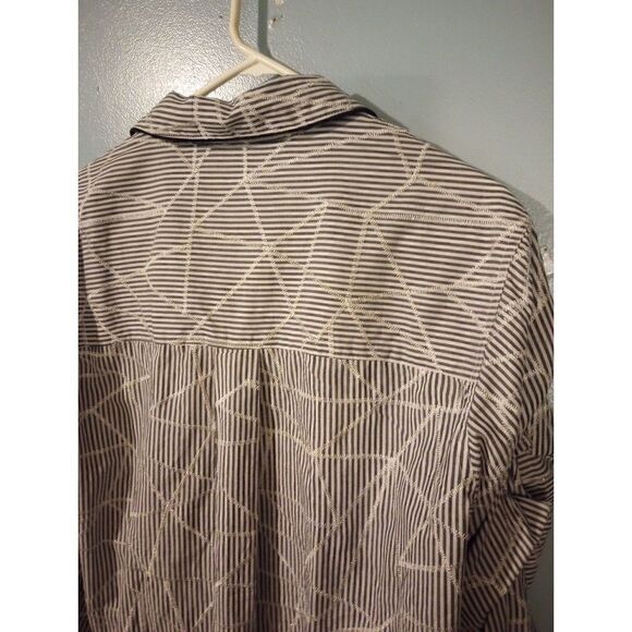 Alberto Makali stripped button down with outside stitching - Picture 12 of 12